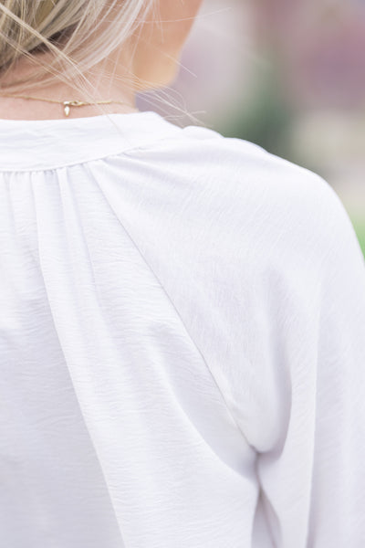 Jess V-Neck Long Sleeve Top Off White